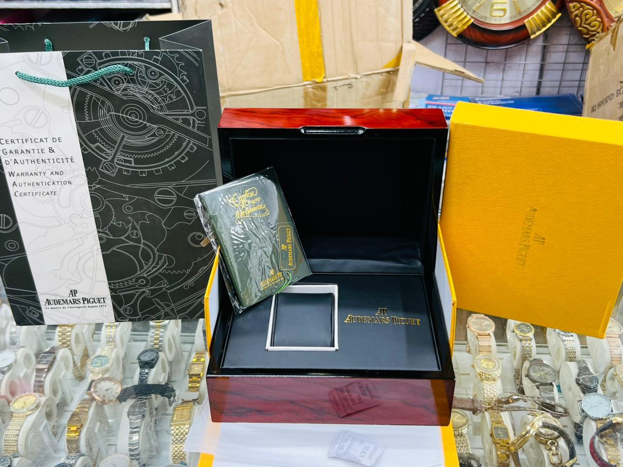 (ROLEX, PATEK PHILIPPE, HUBLOT ) Watch Boxes